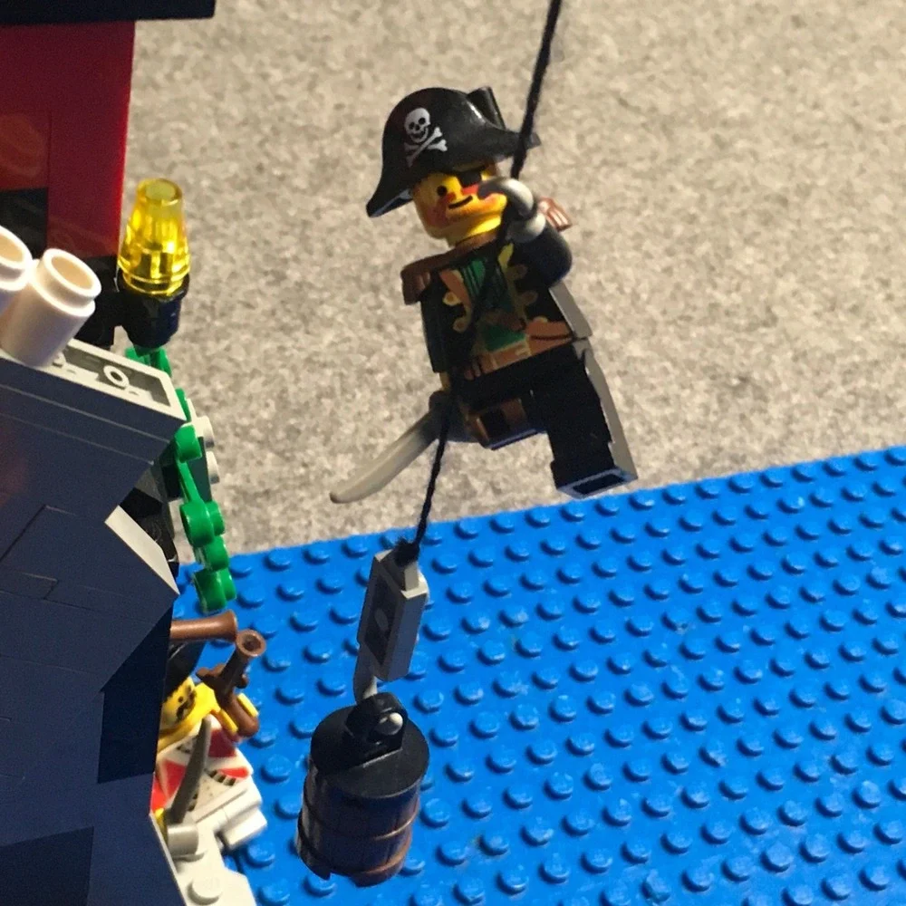 Pirates LEGO Skull Island (6279)‎